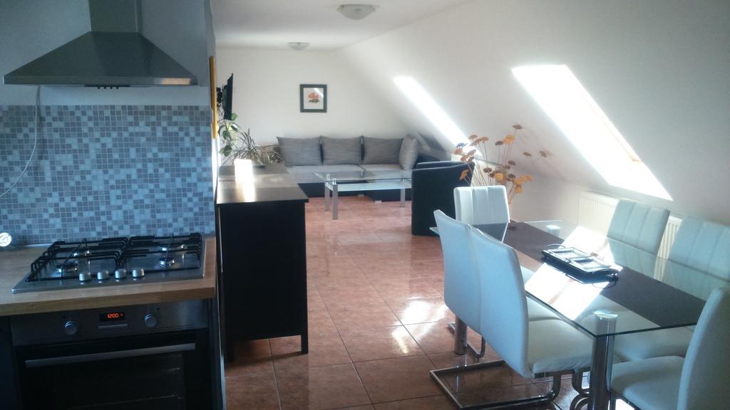 Solid Apartmans Budapest Chambre photo