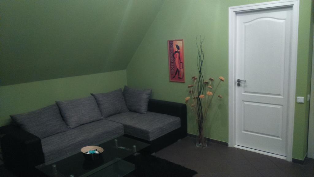 Solid Apartmans Budapest Chambre photo